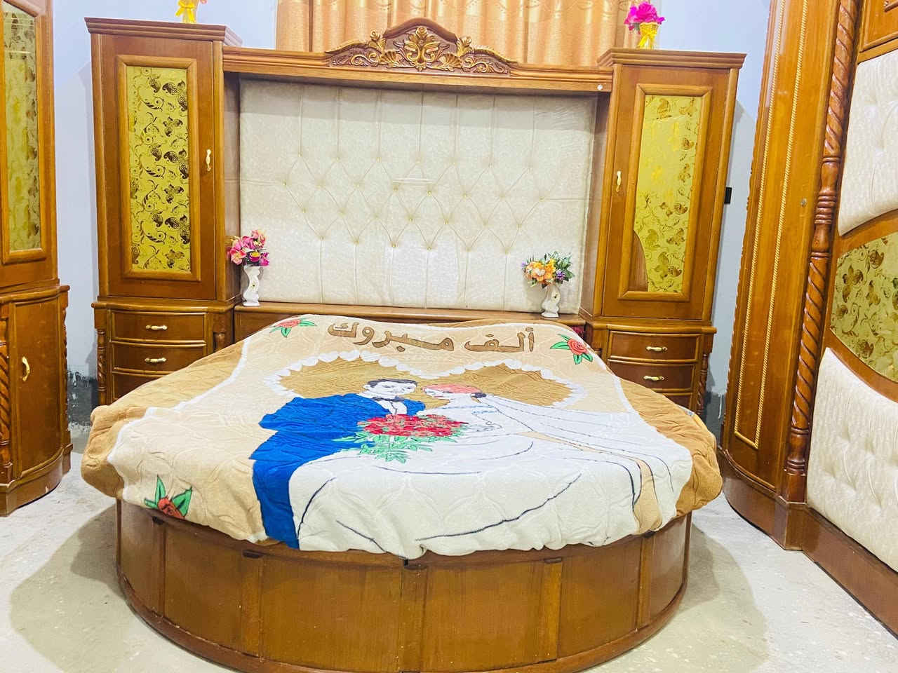 للبيع غرفه نوم خشب صاج عراقي حطاطه الأصلي شرط جيب نجار وياك نضافه فول وسعرها مناسب ونقل وشد مجاني واصل بيتك وتلميع عنوان الرمانه ***********
