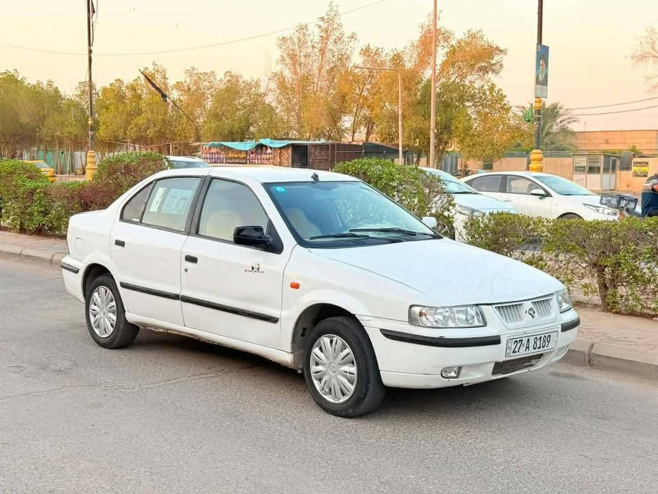 سلام عليكم عندي سياره سمد موديل 11 سنويه جديده رقم النكليزي مكاني بنجف رقم *********** سعر 20 وبيه مجال
