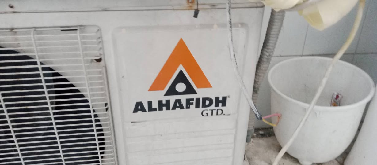 سلام عليكم سبلت واحد طن البيع سعره 150الف بكاني بغداد البلديات رقم الهاتف ***********
