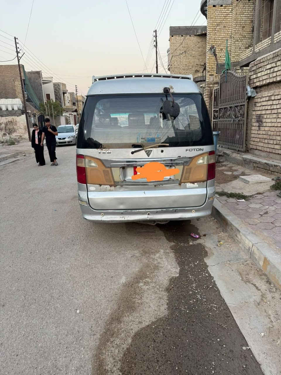 فتون موديل ٢٠١٠ رقم انكليزي مامطلوبة ولا عليها اي غرامات دوشمة جديد خير من الله كلشي اصولي بيها هاي صورها رايدها  ٦٥ بيها مجال    راعيها على الرقم  *********** لحد يراسلني مكلفه اني بلنشر
