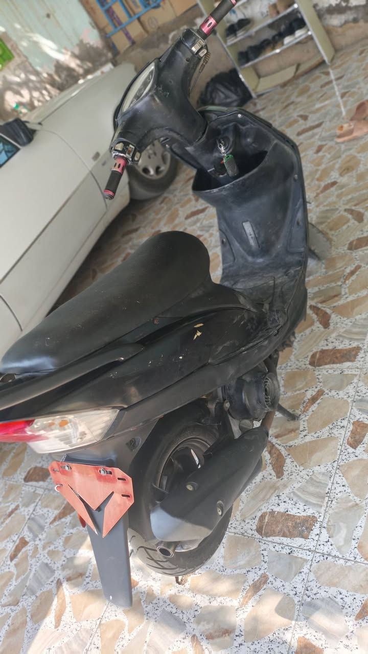 سلام عليكم دراجة ماكس عدلة لبيع دراجة مبدل ولفات فقط  سلف رادلة باتري دراجة نضيفة شلعة ومعدل خير من اللة  دراجة درالة شوي ترتيبات سعر دراجة ٧٠٠ وبية مجال المكان بصرة كرنة حاب يستفسر اكثر موجود واتساب 
***********
