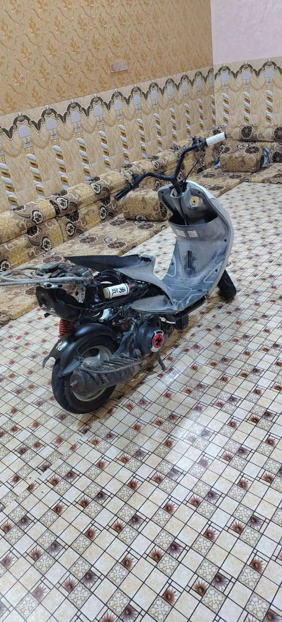 السلام عليكم ماكس قحمه للبيع مفتوحه ولفات بس شلعه ومعدل سعر خاص المو شراي يطلع كبل***********
