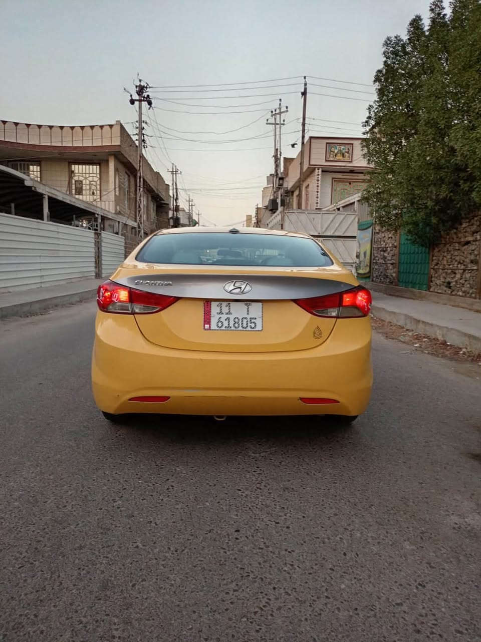 النترا للبيع موديل ٢٠١٣ وارد أمريكي محرك ١٨٠٠ دوش سيارة نظيفه وجاهزه محرك كير تبريد ثلج منضومه جديدة مدوشمة سيارة كل نقص مابيها حادثها جاملغ وربع من الباب بدون دواخل رقم بغداد الجديد سنوية إلى ٢٠٣١ هيىئة وغرامات مصفرة تخم تاير جديد بسمنه تحويل ثاني يوم سعرها ٨٥ ورقه ومكان السيارة بغداد البلديات ***********
