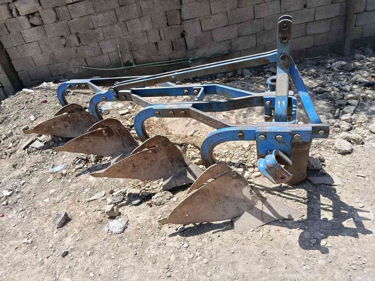 فدان حجم 11رباعي وخرماشه لل بيع مكان ذي قار الفجر ***********
