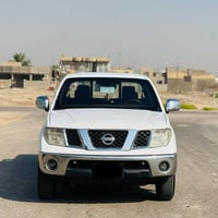 نيسان نافارا • بدون تفاصيل