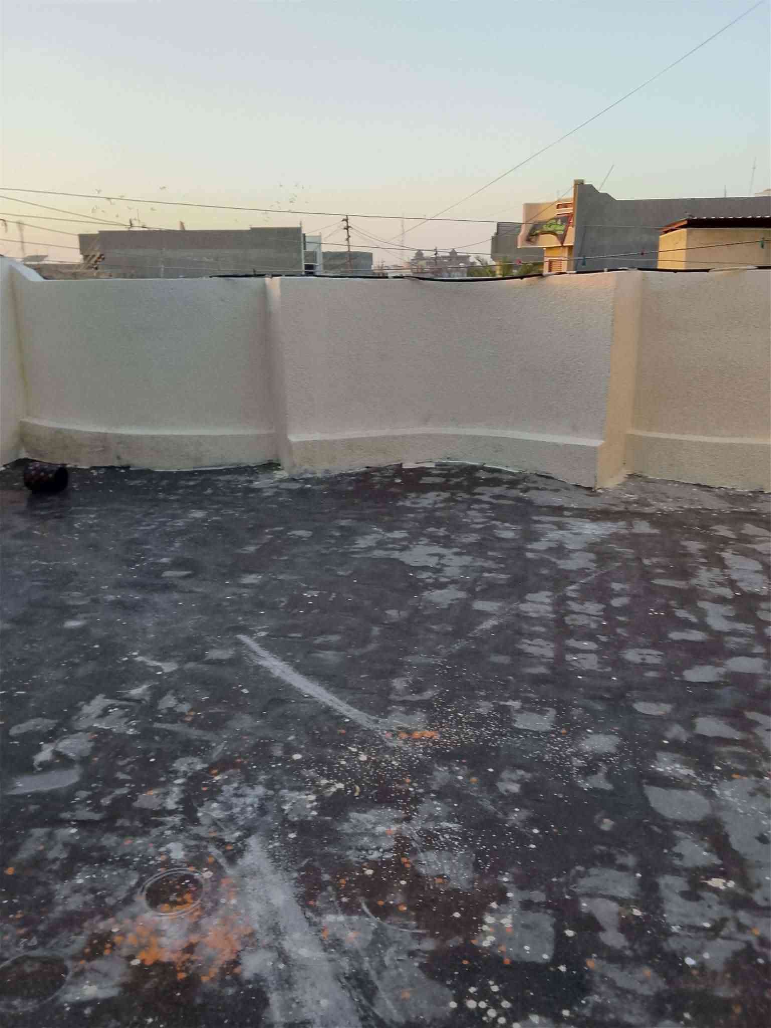دار للبيع بحي الربيع طابقين فول مواصفات بناء حديث مساحة 160/ ***********

