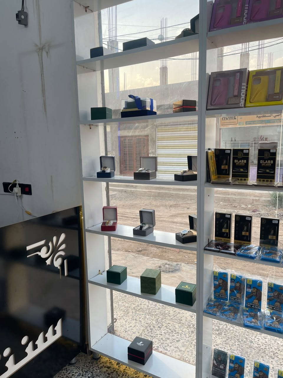 محل اكسسوارات • بيع كامل • الكرخ
