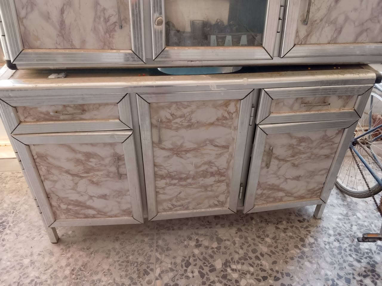 غراض للبيع بعدهن صار شهر من شتريتهن لي يريد يراسل خاص 
***********
