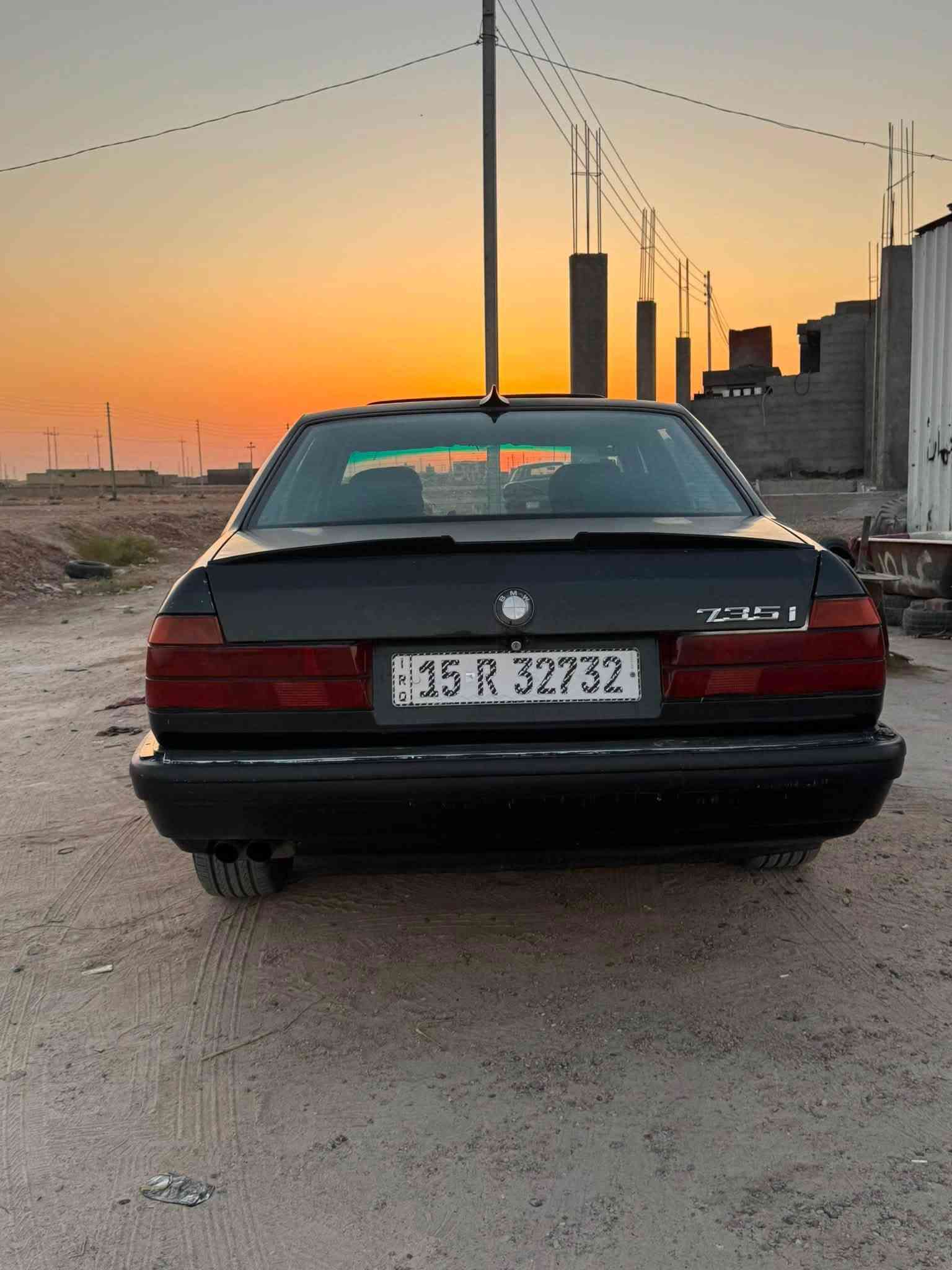 بي ام للبيع موديل 91جاهزه من كلشي سعر 45وبيها مجال مكان  سياره عامريه الفلوجه
***********

