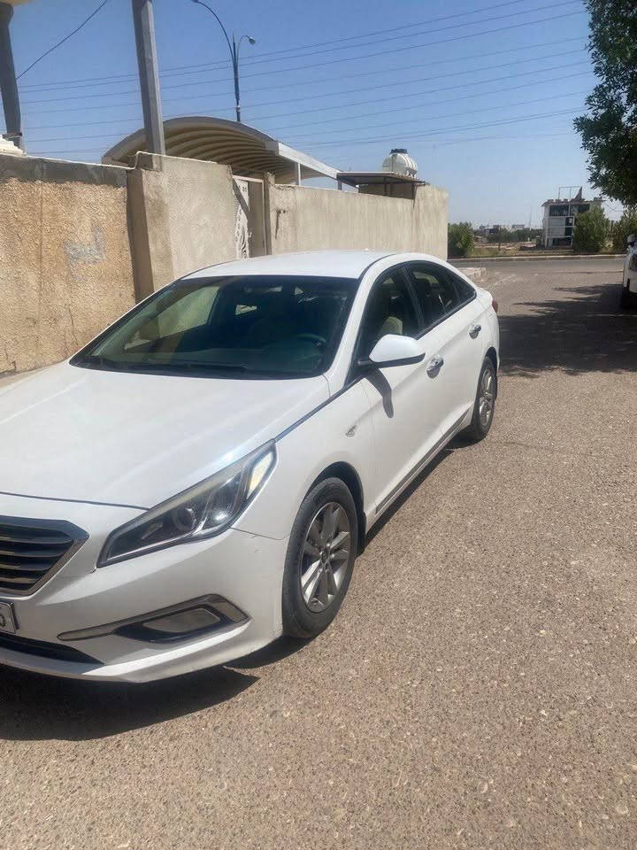 السلام عليكم ورحمة الله سوناتا 2018  وارد كوري محرك 2000 خطين الغاز ملغي بيها تكحيل بالباب الخلفي اللي ورة الراكب 
*********** للاستفسارالاكثر
