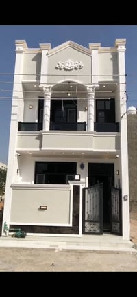 من رخصة مدير الكروب مواصفات الدار:  * طابقان. * بناء درجة أولى. * تم إ...