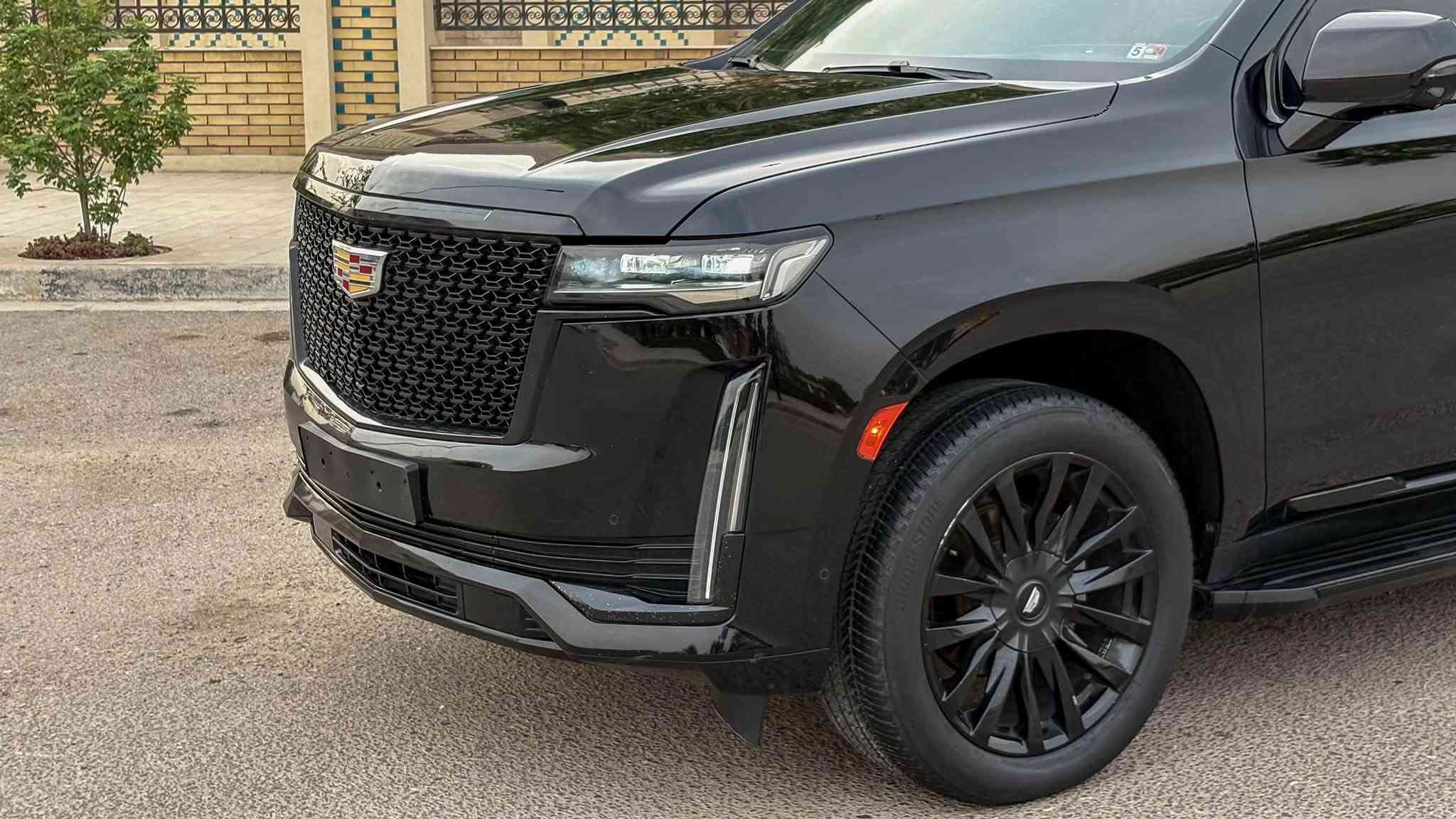 إسكاليد • ٢٠٢٣ • وارد أمريكي