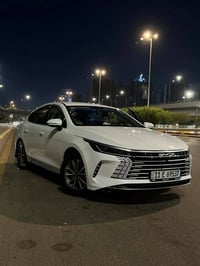 للبيع دستروير مدوشمه عام عليها كمالية عامه بيها طخه موضحة ماشية 7الاف ...