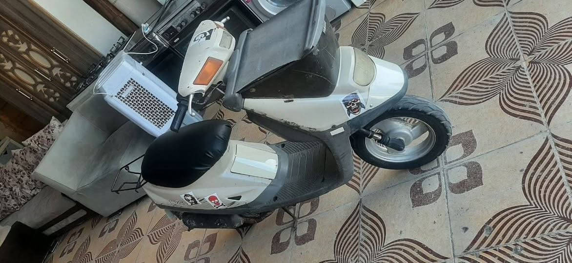 لبيع ياماها شخاطة 60 كلها ع بلاد سلف كابريته كهربائيات أي عيب مبيها السعر 285 للاتصال***********
