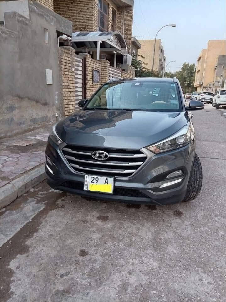 السلام عليكم توسان موديل ٢٠١٨ خليجي بيها رشات الكويت سونارها منشور مع الصور رقم واسط الجديد باسمي ماشيه ٢١٧ السياره جدا نظيفه مكينه ٢٠٠٠ دوش تبريد قطعتين مري شفط تحكم استيرن لد نهاري ولد ليلي تخم تاير جديد ارضيه مغلفه جلد السياره بالكوت مركز المدينه السعر المطلوب ١٥٧$ ***********
