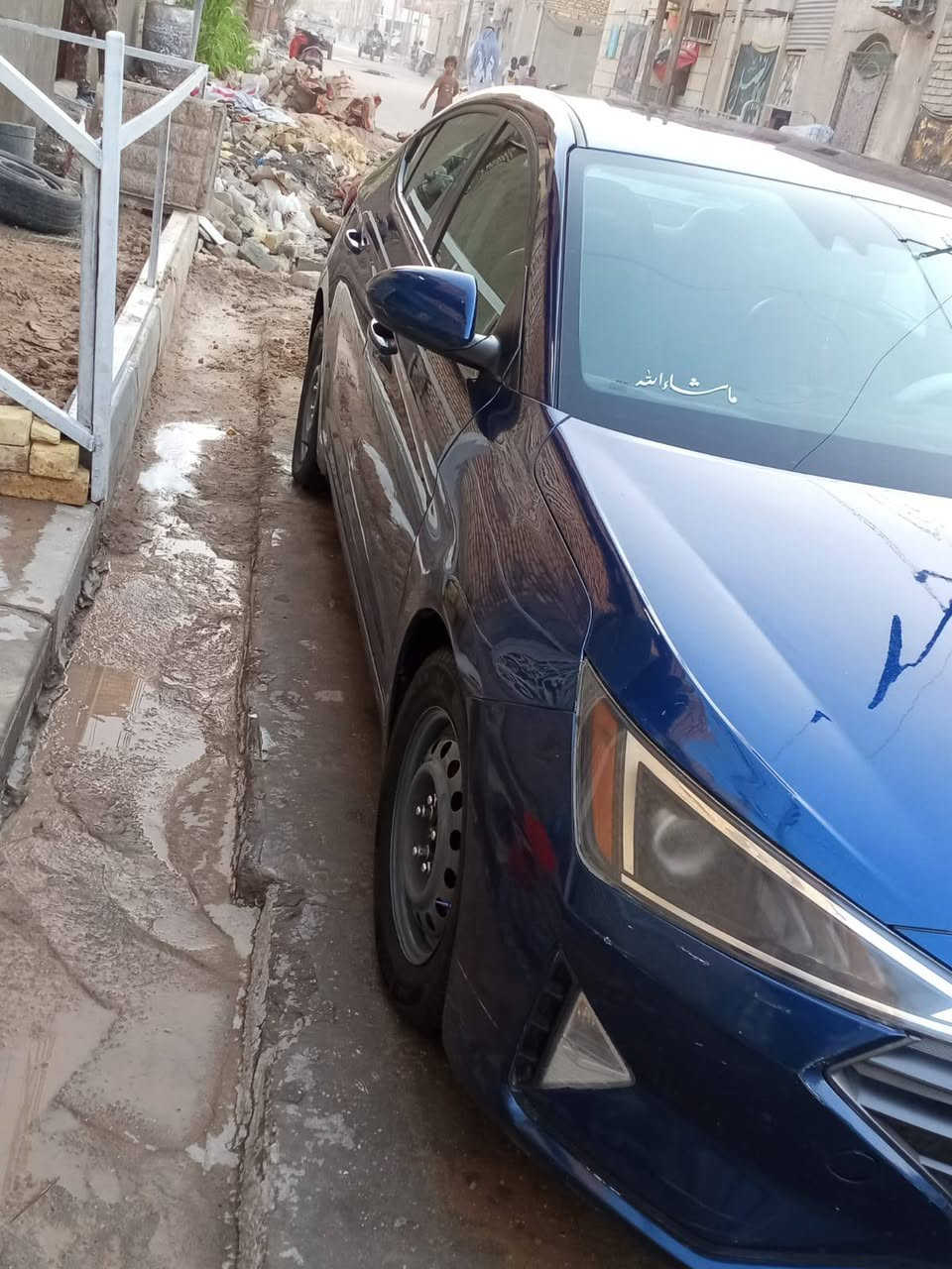يا الله سلام عليكم لنتره ٢٠ وارد امريكي محرك ٢٠٠٠ بل كارتون برغي ما مفتوح بي شرط حادثه طرف لبنيد وبل عراق صار بيه رشات صبغ باب وجملغ سياره جاهزه وخير من الله سعر ١٠٥ وبيه مجال مكاني ناصريه ***********

نص مكتوب في الصور:
- j.7f6