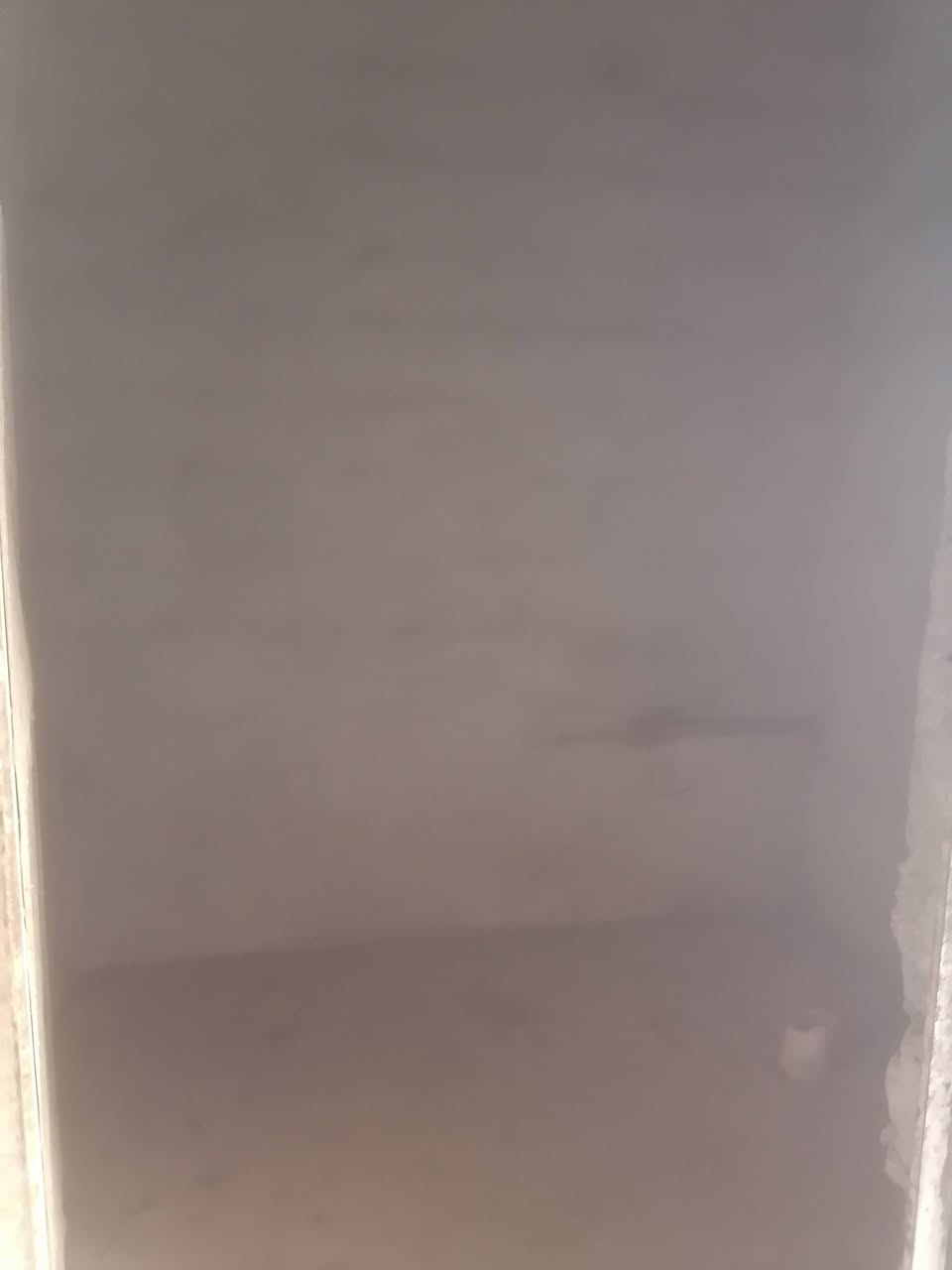 سلام عليكم هيكل. مساحته 325مربع. بي بناء 150متر يحتوي علئ غرفتين نوم كبيرات حمام مطبخ استقبال. تواليت خارجي. صب مسلح. الموقع. الراشديه قرية السلام السوامره سابقا.  سعر 55وبي مجال قليل. سند 25 زراعي. ***********
