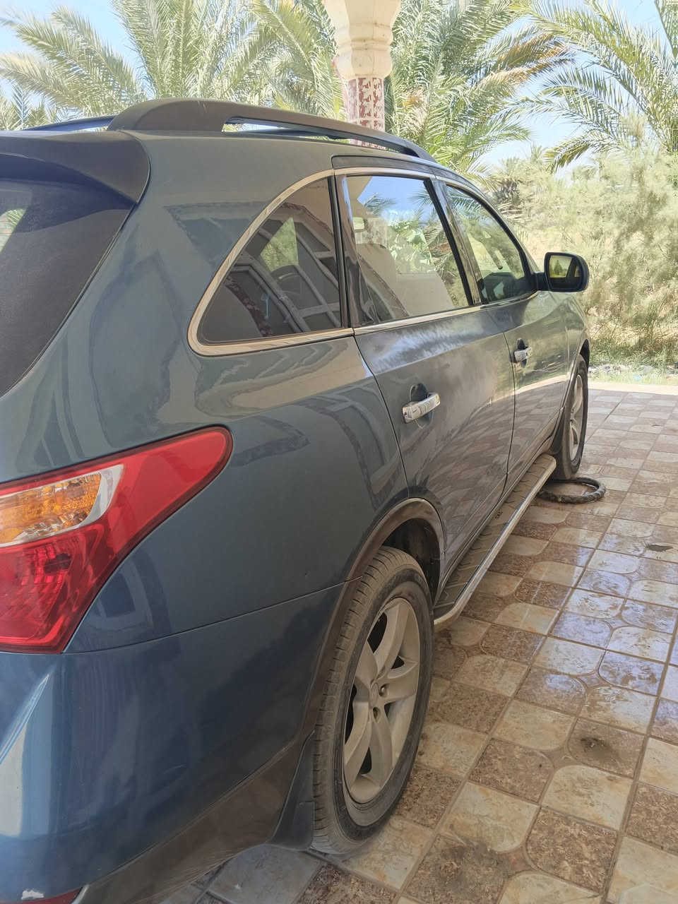 السلام عليكم
فير كروز 
موديل 12 رقم بغداد بسمي مباشر 
وارد امريكي حادث جاملغ امامي وباب وبيه جراد سياره شوف العين بعتبار مصبوغه حزام 
 مكينه كير حداديه تبريد جاهزه 
المواصفات فول واحد ع واحد شنو تريده موجود بيه 
ماشيه 100 فقط 
سعر سيارة 110 وبيه مجال مكاني ديوانيه دغاره صدر الدغاره
