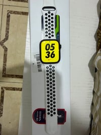 ابل وتش s8 جيل ثامن بعدها وكال نظافه الف   وغراضها كامله بعده سير ممفت...