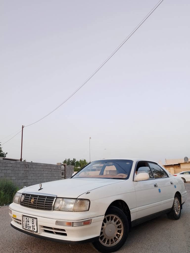 اللهم صلِ على محمـد 🧿

اقرأ المنشور بالڪامل واتصل 
اذا مو شراي لا تتصل بدون احراج

ما عجبك المنشور اندعيلنا بالرزق 

ملاحظة/ تسجيل جديد مال مزاد 🔴
اخوان تسجيل جديد مو تقارنها ويه الموجود بالشارع والمعمر والمصبغ 

تويوتا كراون بطـه منفصـل 
موديـل  1993 اصـل
اللون ابيـض صدفـي

رقم بصرة انكليزي 
سنوية لغاية 2029 مشروع وطني وصاعده هزة

شرط التحــــويــل شرط التحــويـل 📝

السعـر 78 ورقـة ومجالها قليل 📍

مـكانـي بصــــرة 📌

*********** 
***********
اتصـال + واتسـاب 📞

مكـفولـه من الكـص ونقل الجثـة 
وكافه الرسميـات والأصوليـات🟢

فـول مواصفــات 🔻
فنـر بلاد 
كشن كهربائـي 
منضومه ABS بلاد
محـرك وكير 2.5 ديلكو شرط تشلع التبليط
حدادة جديدة شرط توها منفوضه امامي خلفي
وجعمقه ستيرن ايسر بلاد مع المجمع كامل شرط لوك وخفيف

تبريـد شرط ثـلـج وكمبريسر 20 بستم بلادي🥶

مكفوله من الضربه والخياس اجلكم الله 
والصبغ العام والحزام
 بيها فعصه صغيرونه بباب الصدر من جوة وباقيه ع حطتها وما مبينه بس للأمانه لازم احچي ومبينه بالصور

تخم تاير وويل مع تخم كبات حتى السبير كلهن جدد

شاشـه + كاميـرا خلفيـة دوارة 
غرفتـها عسليـه جديدة
غرفـه صندوك بالكامل جديدة
الأرضيه جلد
الدوسات البلاديه موجودة
مطريات بلاديه كلبس وليس تجاري 
شادلها فانات ماجستا يعني
تبريد ثلج وانسى حماوة والوحيف وصرف البانزين
ادامـة كاملـه لمنضومه المـاء من راديتر وولف حماوة
ادامـة كاملـه لمنضومه البانزيـن فيتبم + نوزلات + فلتر بانزين
ادامـة كاملـه لمنضومه الأحتراق ، بلكات جدد
ادامـة كاملـه دهن وفلاتر وحساسـات وهايدروليك كير 
عمـبار بريك حاويه شرط لوك 
السيارة بلاديه ومال جناي وما ناقصها شي والحمد لله البصرة, العراق

