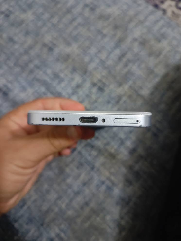 سلام عليكم لبيع بوفا 7 لترة 5 G مكفول من عطل وتصليح سعر 300 نهايتة شراي يجي خاص لو يتصل *********** بغداد مدينة صدر وياة بس شاحنه بغداد, العراق

نص مكتوب في الصور:
- هاتفي FOR POVA HiOS 15.1.2 استنادا إلى Android التحقق من التحديثات اسم الجهاز TECNO POVA 7 Ultra 5G التخزين ٤١, ٩ غ.ب / ٢٥٦ غ.ب الطراز TECNO LJ9 وحدة المعالجة المركزية Dimensity 8350 Ultimate RAM 8.00 GB+5.00 GB الكاميرا الخلفية 108M+8M الكاميرا الأمامية 13M البطارية 6000mAh