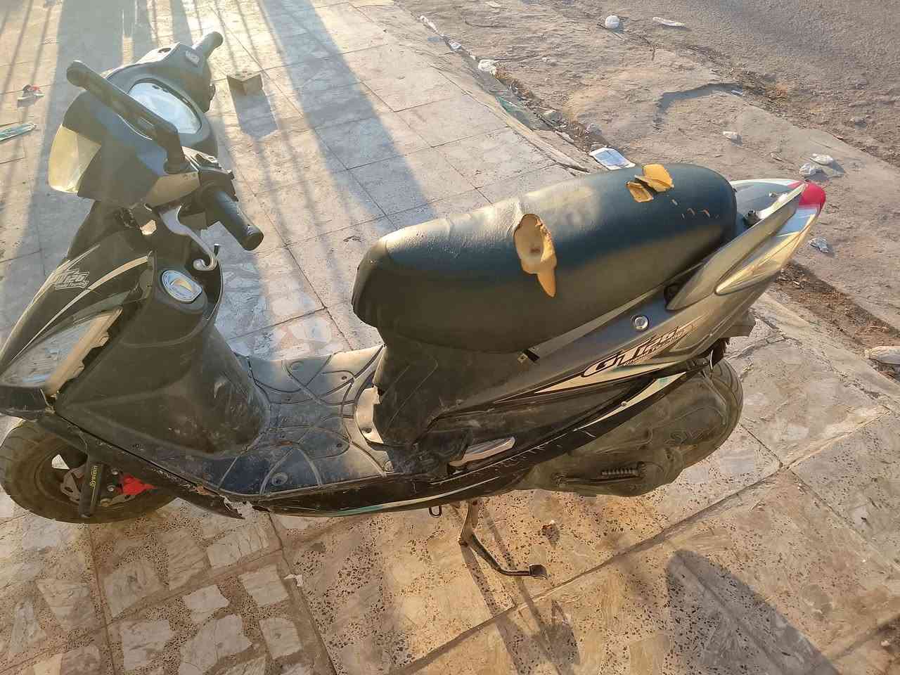 ه السلام عليكم كامكو لبيع السعر 250 وبيه مجال شي بسيط شغاله نكره سلف بيه صوت زنجيل فقط *********** واتساب متواجد
