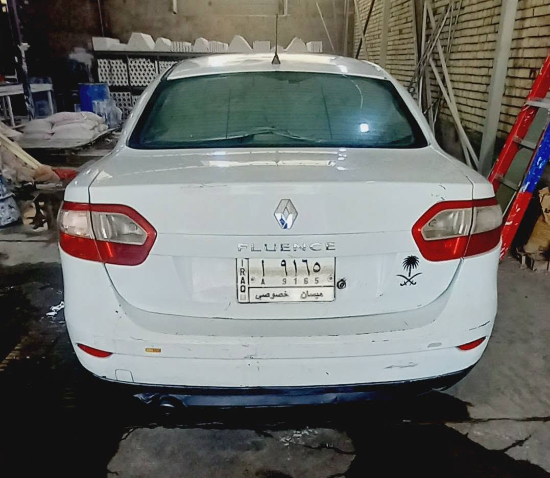 رينو فلونس موديل ١٣ السعر ٤٥ وترهم مراوس
حداديه نص عمر
تبريد عوزه بس غاز 
محور مكينه وكير كورله انسه الصرفيه اقتصاديه
سنويه ساقطه 
من حورتها ما ربطو الفيش مال الكيجات 
ضربتها الجاملغ الخلف السايق ابع مصبوغه حزام 
باتري جديد وياله وتايرات جدد 
درايم شفت جديد السياره حلوه ما متعوبه نصبتها حلوه هذا كا البيها اقره وتصل وانه خادم رقم ***********
