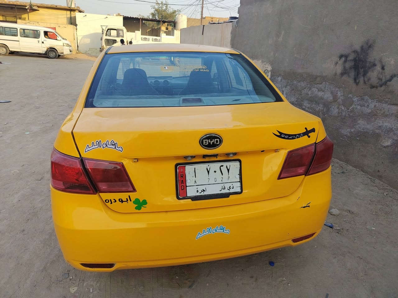 السلام عليكم بي وادي 13 بصره محور كورلا نحله 1800 بس صبح من اشغله نمر دي ماتجي اله ضغط بانزين قوي 35 بيه مجال ناصريه ***********
