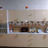 كاونتر خشب MDF قياس مترين ونص وسنك متر و20 مرمر سعر 450  الف