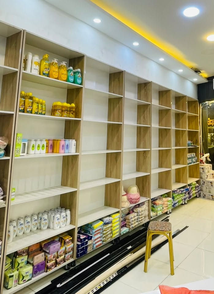 ٨ باترينات • مستعمل • قريب من الجديد