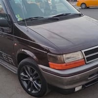 دوج كراسلر • ١٩٩٢ • ٧ ركاب