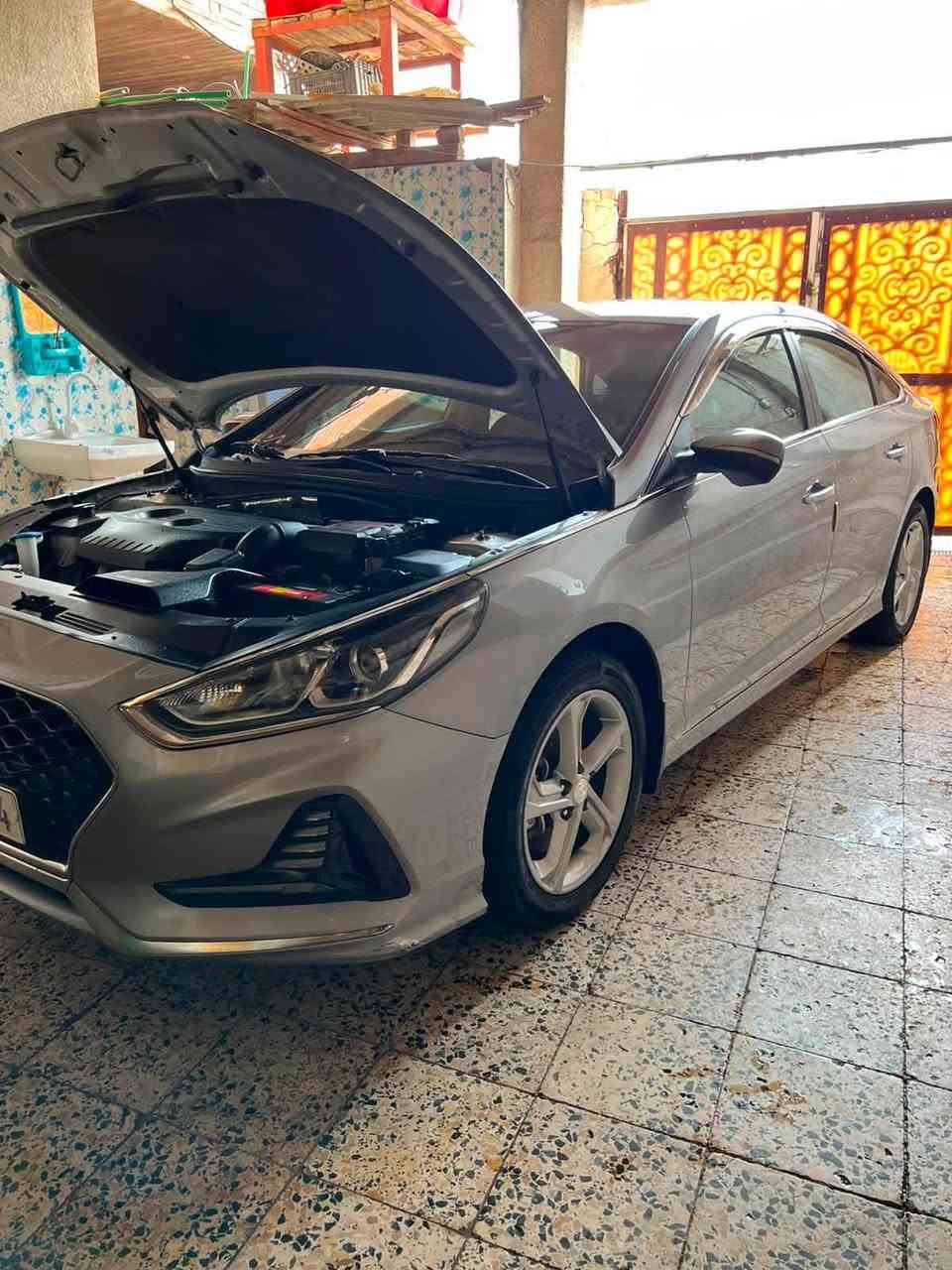 سلام عليكم  للبيع سوناتا مديل 2023 واريد كوري غاز بلاد✅
سياره مكفوله من لدعاميه للدعاميه فول مواصفات عده لفتحه
السعر 187 وبيه مجال الرقم *********** مامتواجد بلفيس
العنوان البصره 
مواصفات السياره 
رادار امامي✅
نقطه عماياء✅
اشاره بلمري✅
حساسات امامي خلفي✅
لد امامي خلفي✅
كشنات تبريد وتدفئة ✅
بصمة تشغيل✅
بصمة ابوب✅
كشن كهربائي✅
شاشه كبيره✅
تكيه كشن خلفي✅
دمام ✅
جيب بلكشنات✅
تخم تاير صارله سبوع من مشدود✅
