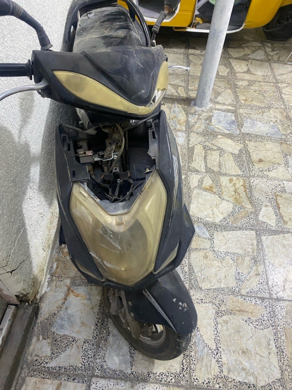 سكنس • طافية • واتس