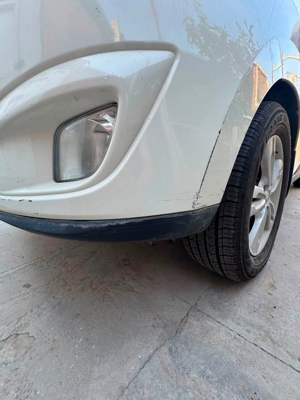 السلام عليكم
توسان موديل ١١  خليجي 
 مواصفات بنرامه 
مواصفات الخليجي 
مكينه 2000دوش 
 بيه جاملغ خلفي صبغ 
فقط 

ماشيه 190 
السعر 120

***********
