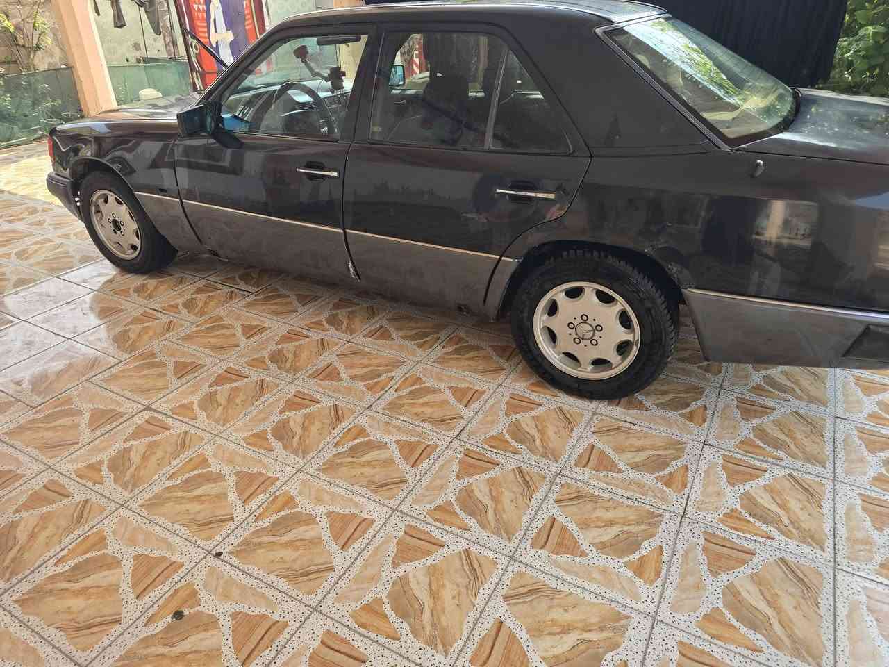 ١٩٨٩ • محرك ٢٥٠٠ • رقم بغداد