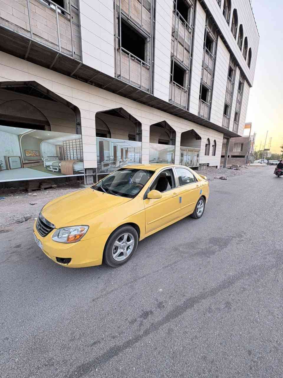 السعر 50 وبيها مجال بسيط
السلام عليكم للبيع مستعجل كيا سبكترا 2007 مكينة 2000 جاهزه مصفرة هيئة وغرامات سنويه لل2030 ضربتها جاملغ امامي الأيمن وعابره شويه 
#عنوان السماوة 
#للاتصال***********
