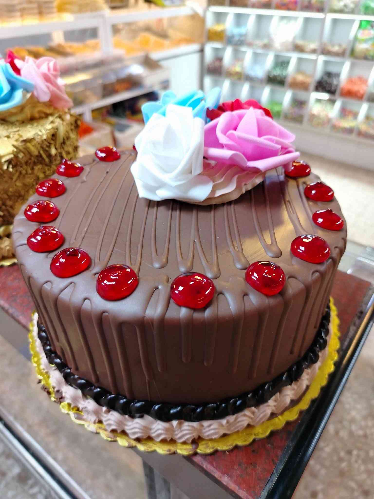 كيك عيد ميلاد • فستق حلبي • حله بكرلي