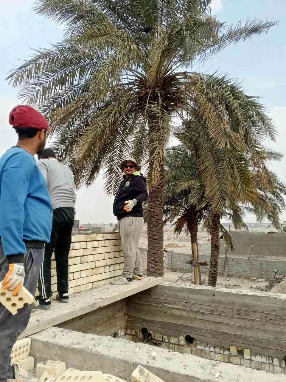 السلام عليكم خلفه بناء 
نظافه التزام باالعمل 
اشتغل على الدبل او قطعي 
العنوان بغداد االرصافه 
اتصل ودلل***********
متواجد على واتساب
