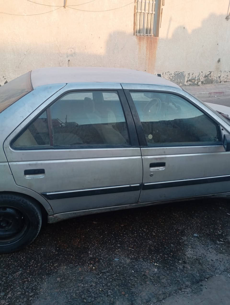 بيجو روى • مديل 9 • مكينة عاطلة