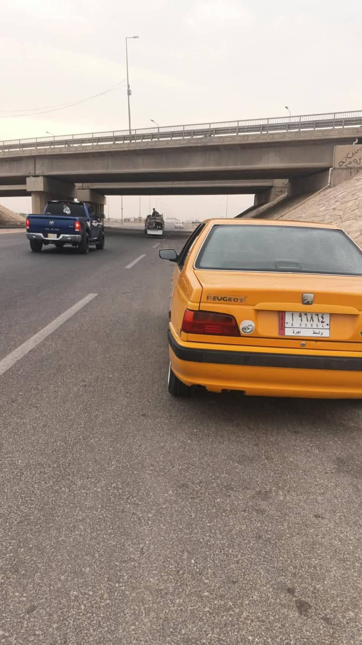 سلام عليكم بيجو بارص مديل 18 مكينه كير مكفولات تبريد شغال سعر 46 وبها مجال بسيط مكان كوت مركز مدينه شراي يتصل ممتواجد علئ فيس ***********
