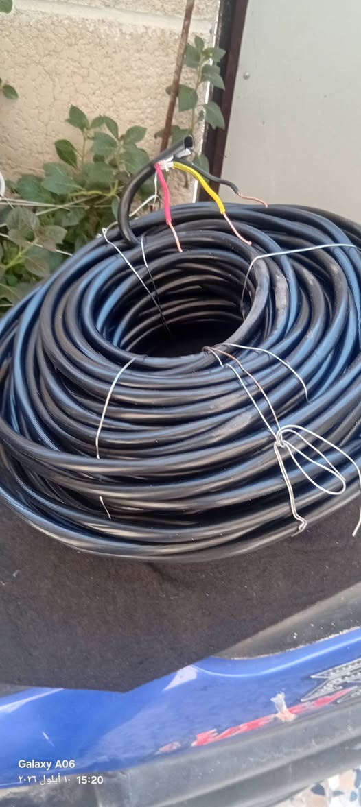 يوجد كيبل للبيع 40 متر ثلاث خطوط 2500×3 سعر المتر 4000 الاف دينار
***********
