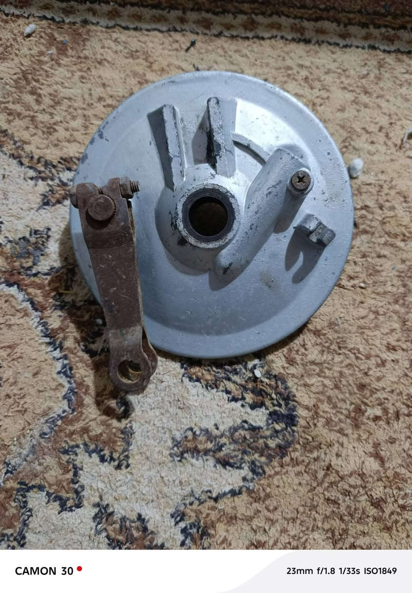 اسلام عليكم غراض ستوته للبيع..👇🏻👇
تاير ⬅️ب20
گلجات 2 والبيت ⬅️ ب10
گور ⬅️ ب... 
دشبول الجهاز والمفرد ⬅️ ب10
باتري الاصلي ⬅️ ب5
عرموطه عدد 3 ⬅️ ب15
توصاله مال؟ كاردن ماعرف اسمه عدد 2 ⬅️ب10
قبق فلنجه الامامي ⬅️ب3
گير بوكس الاصلي ابو الختم دايوان عوزه چبن ⬅️ب15

گلهن ⬅️ب75 وبيهن مجااال  ابيع مجموعه. 
مكاني واسط طريق كوت حي طويسات (السبيليات). 
اتصال  او  وتساب  او خاص ***********

