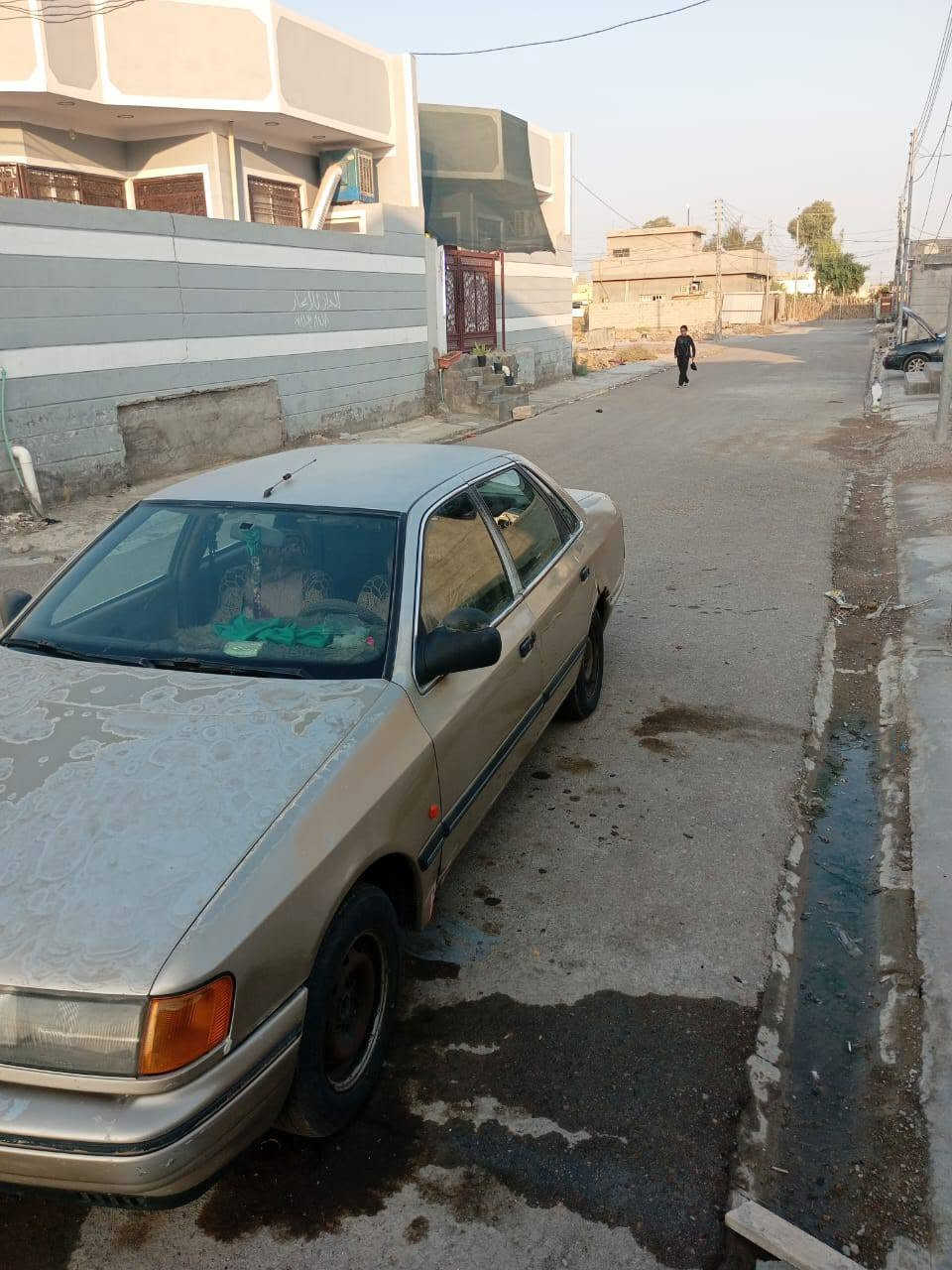 فورد سكاربيو موديل 1990انبار 6سلندر كير عادي جاهزه 14ورقة وبيه مجال ***********
