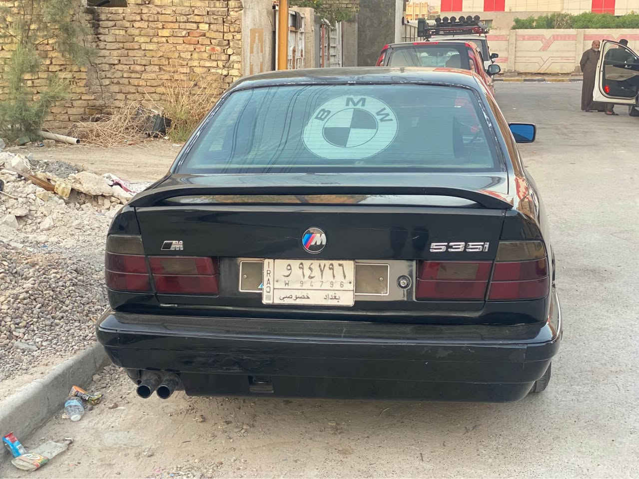 بي ام دبليو 535 اصل وارد يابان مكينة كير كهربائيات كلشي شغال 
لون اسود ملكي 👑 
مكينة ٣٥ وكير ياباني 🇯🇵
منظومة تبريد جديدة تبريد ثلج اذا مو يكرص مرجوع مشغلة على ايدي ❄️ 
واتر بم جديد راديتر جديد مروحة f10 ٦٠٠ واط وعقل تشغيل و  مروحة عاصفة للتبريد يعني دبل مروحة كهرباء و الكلج والحاضنة هم موجودة بالجنطة جوينات جدد جماوة ويه التبريد بعز الظهر نص وتبريد ما يفصل السيارة مشتغلها على ايدي كلها 
غرفة جديدة كهرباء خزن ميموري جديدة دوشمة اصلية 
السيارة صبغتها نص نص ينطلع بيها 
ويل كب bbs اصلي ختم 
السيارة امانة الله مكلفتني فوك ٧٠ ورقة مراوس او بيع وبيها مجال وتحويل ثاني يوم 
شوف عينك السيارة متعوب عليها وكاملة وابلادية للتواصل واتساب و خاص 
*********** بغداد, العراق
