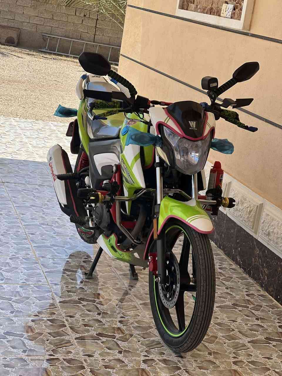هاوجي موديل ٢٣لبيع
رقم عربي 

 
***********

السعر 17وبيه مجال
