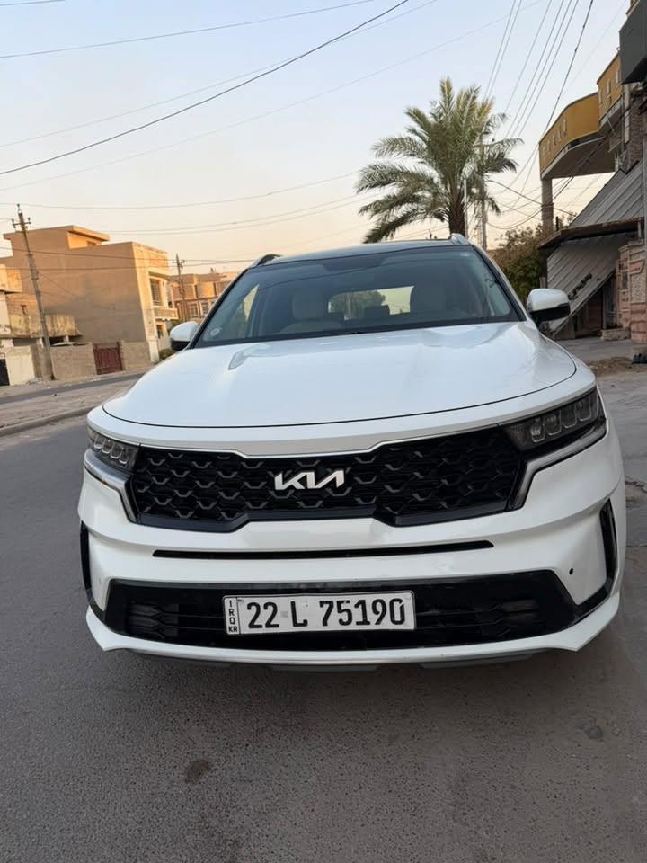 السلام عليكم سورنتو خليجي 6 سلندر موديل 2023 مكفوله من الصبغ والتبديل بيه فقط بارد بلباب 
ماشيه 110 كم 
السعر 260 
***********
