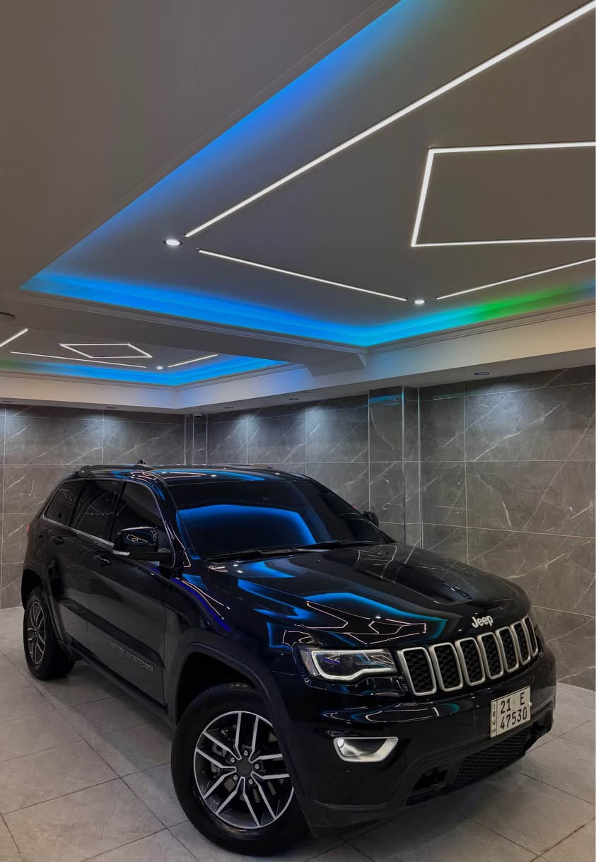 Jeep grand cherokee      2019       4+4

جێپ گراند چیرۆکی 
کلین تایتل 
  80 هەزار مایل ڕۆشتووە
گێڕ و مەکینە نەکراوەتەوە 
کارەباییات و حەماوە بەشەرت 
تەبرید مەزبوت سارد و گەرم بەشەرت
تەبرید مەرکەزی 
لایت لید 
بەسمە 
شاشە 
گێچ ئلیکترۆنی 
تەحویل و غرامە بەشەرت 
نرخ : 205 $ 💵
شوێن : سلێمانی 
ژم: *********** السليمانية, العراق
