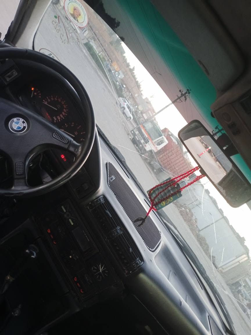 بي ام ٥٢٠ • موديل ٩١ • جير عادي