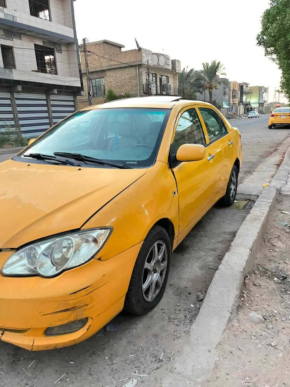 السلام عليكم 
Byd f3 موديل ٢٠١١
رقم ديالى 
بيها حادث صفحة السايق بابين و جاملغ امامي 
و محرك بي تبخير 
تبريد شغال 
السعر ٢٦ و بيها مجال بسيط 
العنوان بغداد 
للتواصل الاتصال : ***********
