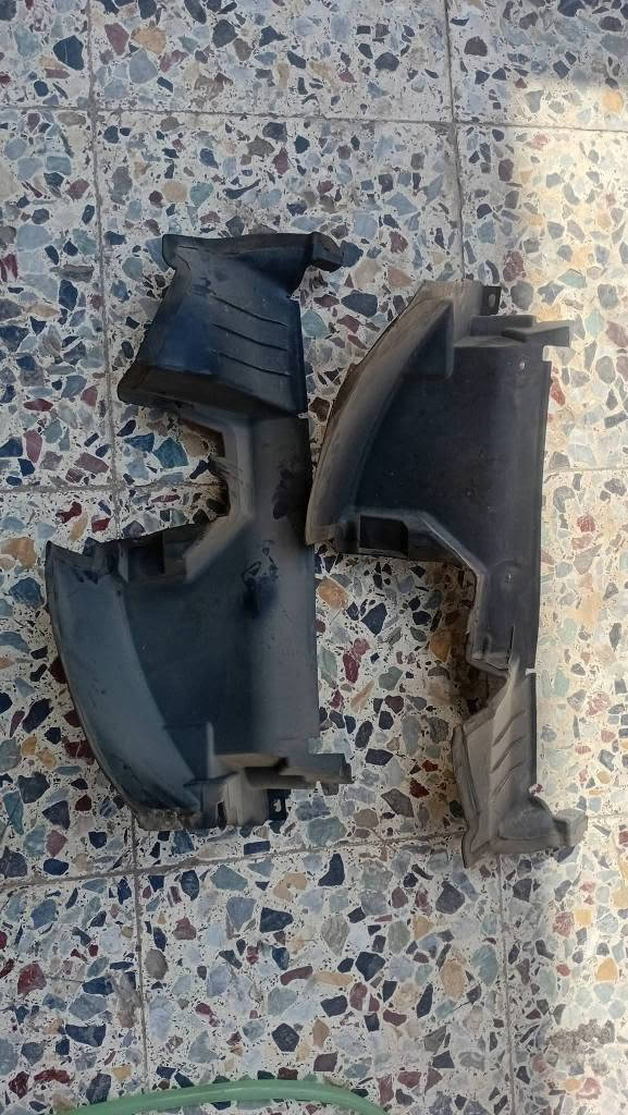 العرض لمدة يومين 
ضفيرة حساسات كاملة 75  الف 
بصمه تشغيل عن بعد  40 الف 
كاميرا جارجر أوباما بدون ملحقات 40 الف 
مرايا جانبية جارجر أوباما جهة سائق 35  الف 
بورد تبريد عادي جارجر أوباما 30  الف 
سبورت 40 الف 
تراك باك سبورت 75 الف
إطار شاشة جارجر 35 الف 
مرايا وسطيه فول مواصفات 25  الف
شفتات ستيرن جارجر أوباما 65 الف 
لويات جارجر أوباما جالنجر زوج 30 الف 
فيش لايت جارجر أوباما تفصيخ زوج 25 الف 
تحكم جام باب الصدر 20 الف 
تحكم جام باب خلفي 10 آلاف 
أضواء رقم زوج 25 تك 15 الف
حساس صالنصة اوكسجين 25 الف 
زوج سماعات الباين اصلي تفصيخ 25 الف
جامة  باب خلفي  20 الف امامي 25  تفصيخ اصلي 
زراكات زوج 20 الف 
جكات بنيد زوج 20 الف 
ماطور بوابات تبريد داخل دشبول 20 الف 
ماطور ماسحات مع الاذرع 40 الف 
دبة زراكات فارغة 20 الف 
عرض لمدة محدودة.....
عندي اهواي أغراض علق أو راسلني واتساب وابشر 
*********** بغداد, العراق

نص مكتوب في الصور:
- High Quality Materials
- Corrosion resistance
- High temperature resistance